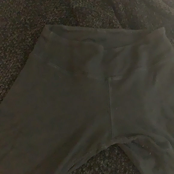 Brandy Melville Black Jaycee High Waisted Leggings - Picture 5 of 5